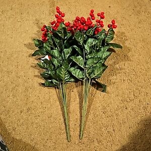 Berry bush faux decor/decoration